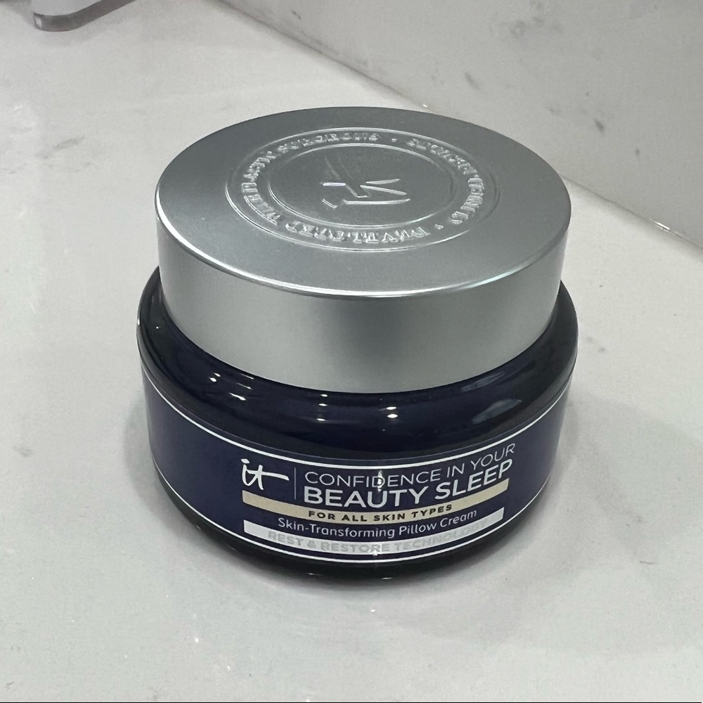 IT Cosmetics Confidence in Your Beauty Sleep Night Cream